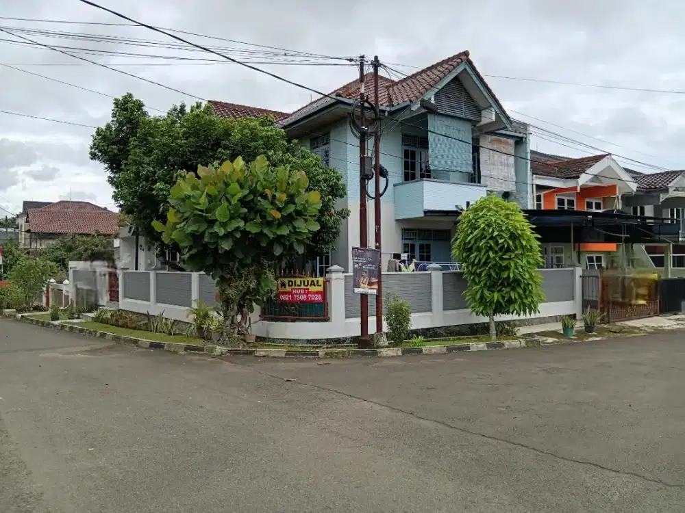 Jual rumah Baranangsiang Indah BSI hoek