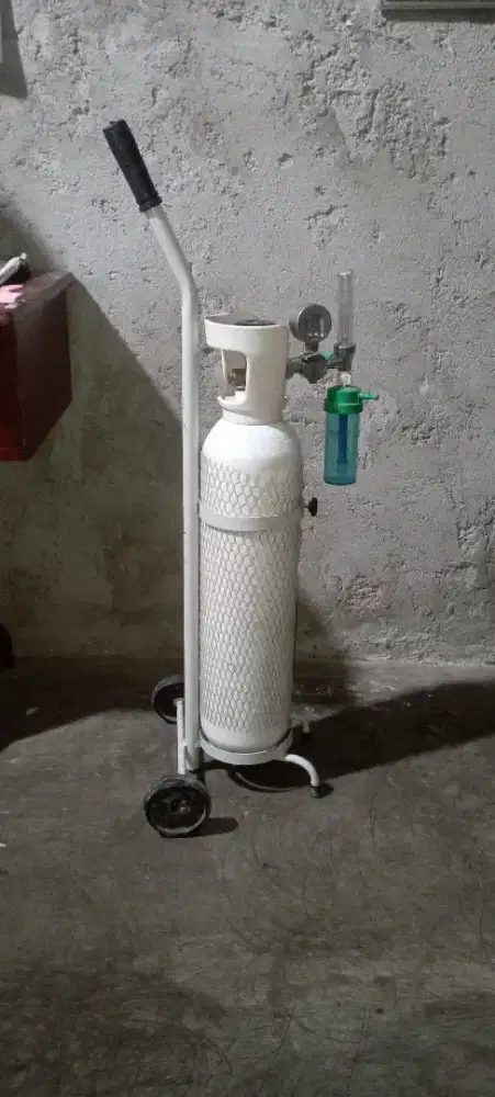 Tabung oksigen ukuran 1m3 +Regulator