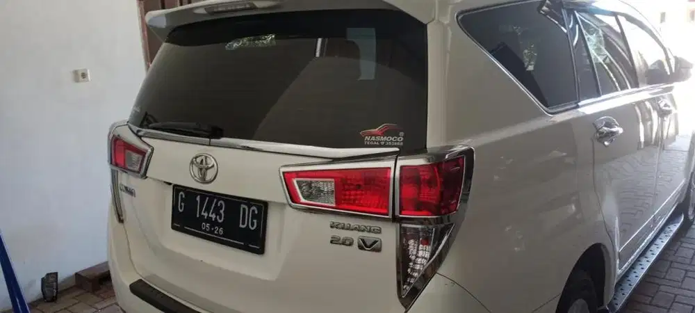 Innova v at 2.0 bensin 2016