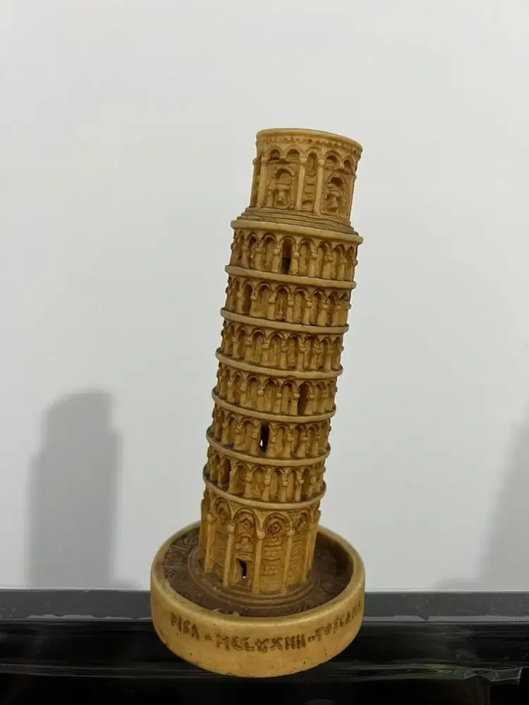 Souvenirs Leaning Tower of Pisa (Italy)