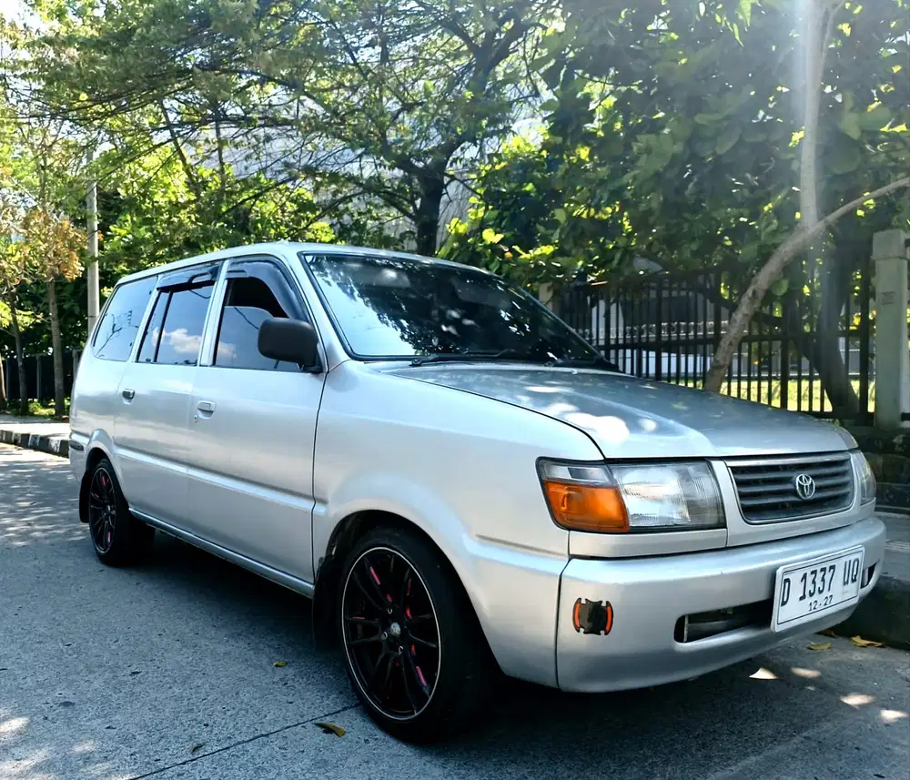 Toyota Kijang 1999 Bensin