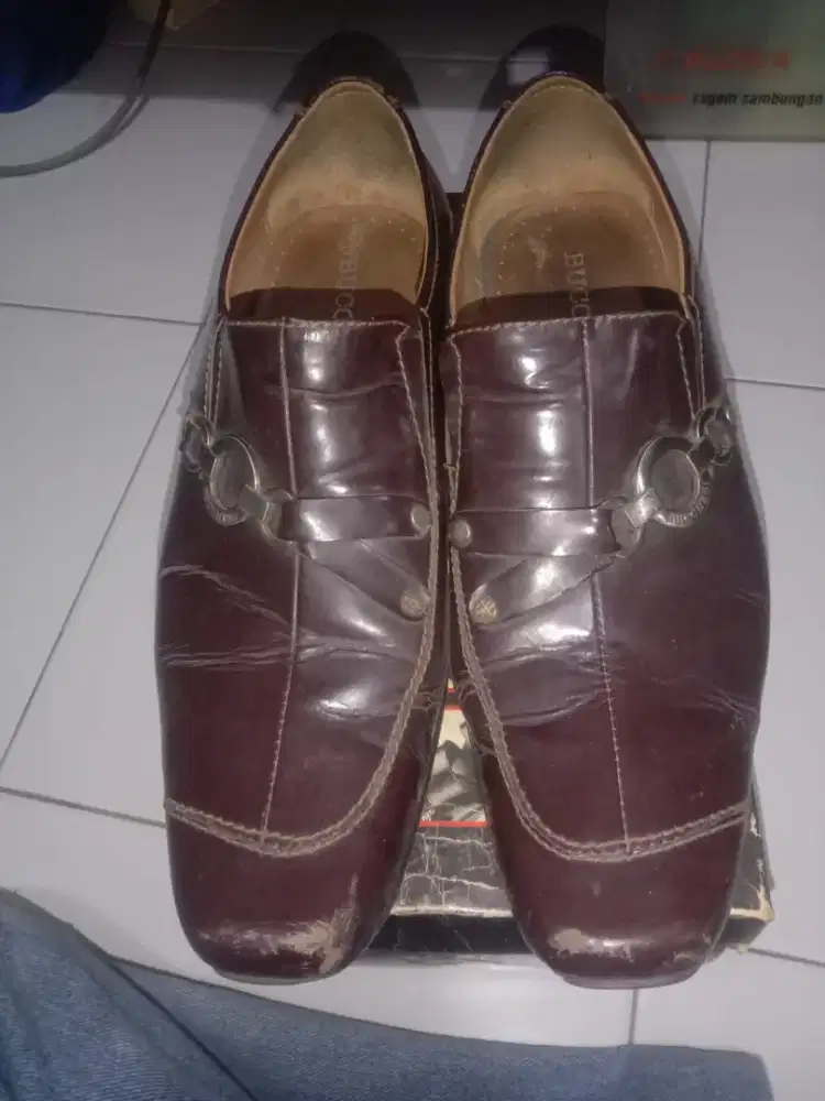 Jual-cpt kondisi keadaan apaadanyBU:Sepatu pantofel BUCCHERI Pria,