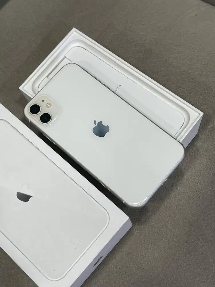 iphone 11 128GB white inter TEREGIS By TELKOMSEL