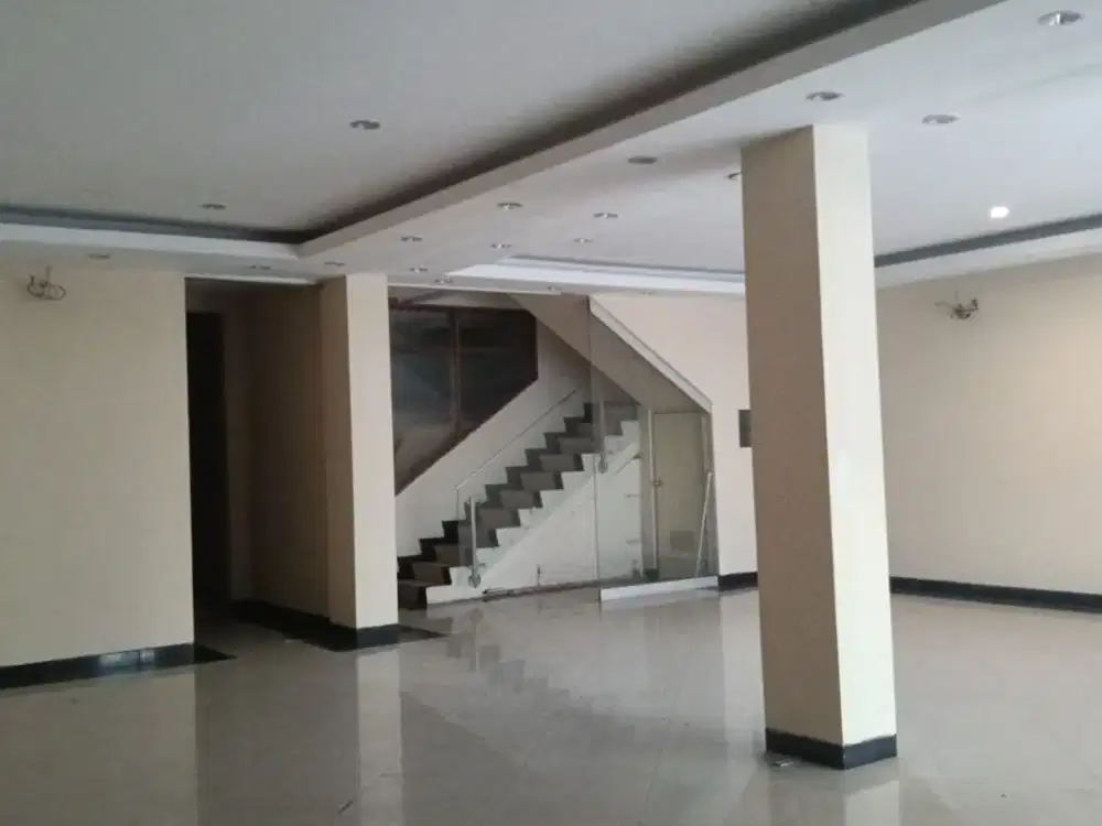 2 RUKO GABUNG STRATEGIS DI GADING BUKIT INDAH – LUAS & SIAP USAHA TURUN HARGA