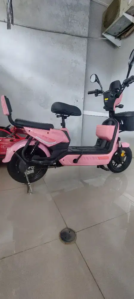 SEPEDA LISTRIK EXOTIC