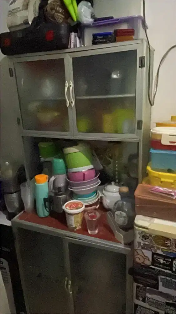 Rak piring Lok Kemanggisan