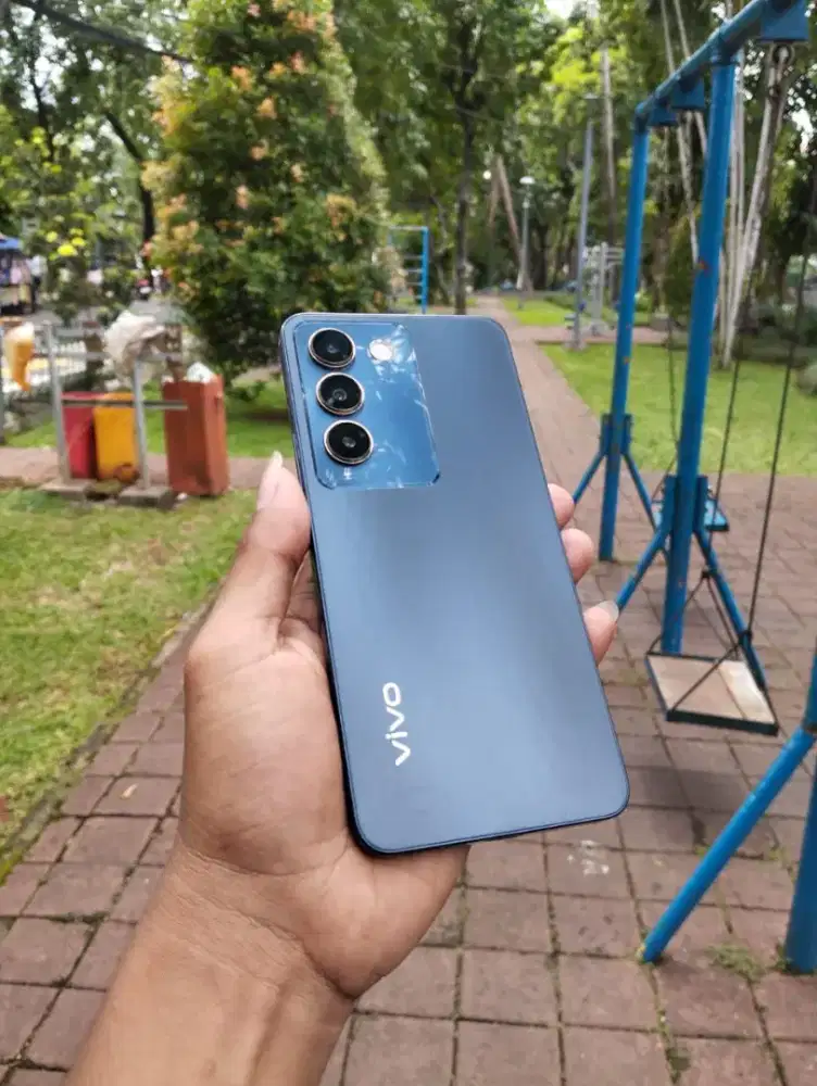 Vivo Y100 5G 8+8/128gb
