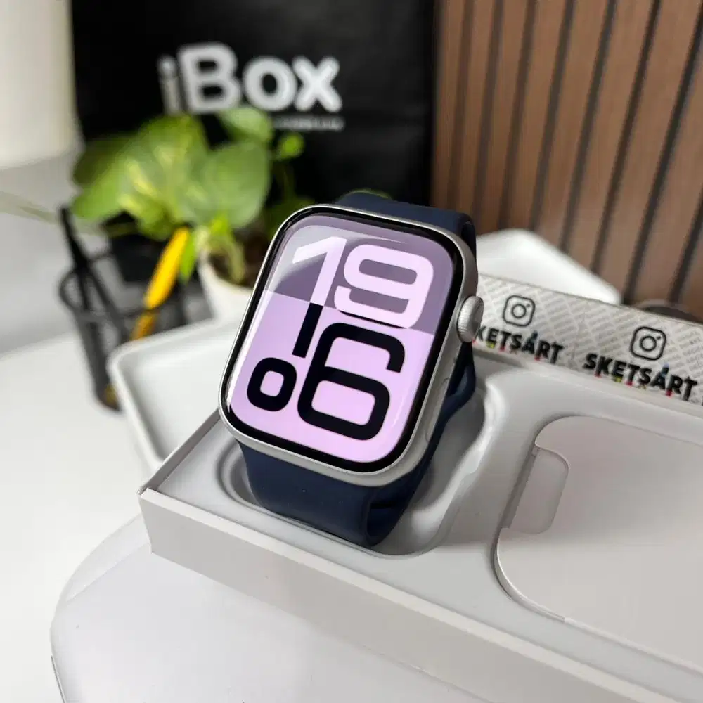 Apple Watch Series 9 45mm iBox Silver iwatch Battery Health 90%