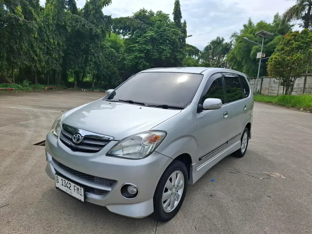 Toyota Avanza 2010 Bensin