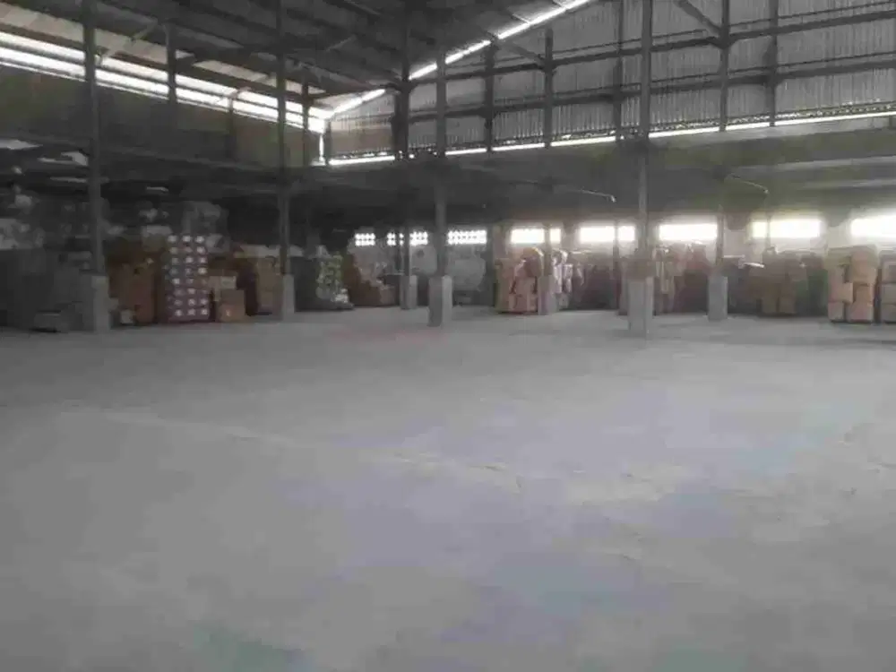 Gudang Ex Pabrik Zona Industri di Cangkiran Boja Semarang