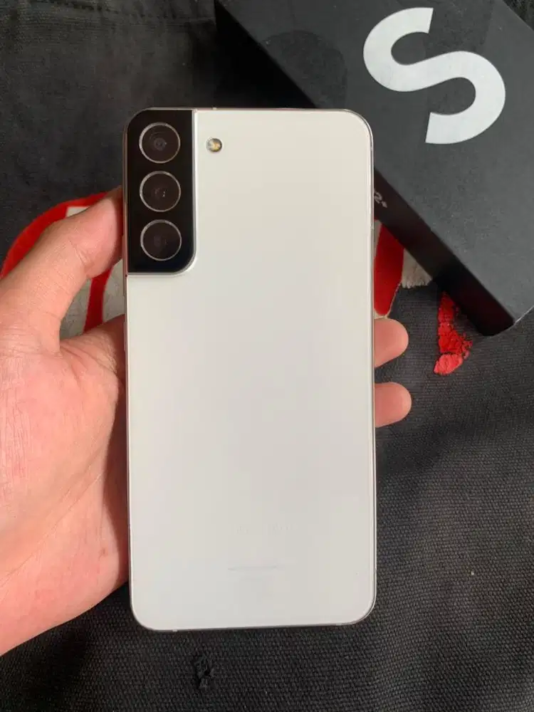 Samsung s22 Plus 8/128gb sein