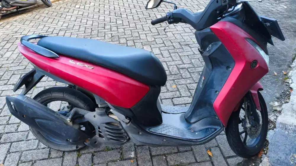 Yamaha lexi 2019 - jual apa adanya