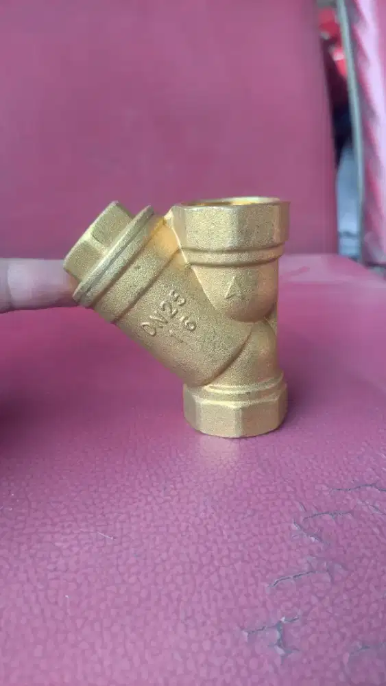 Y STRAINER VALVE 1 INCH MERK YUTA 16K