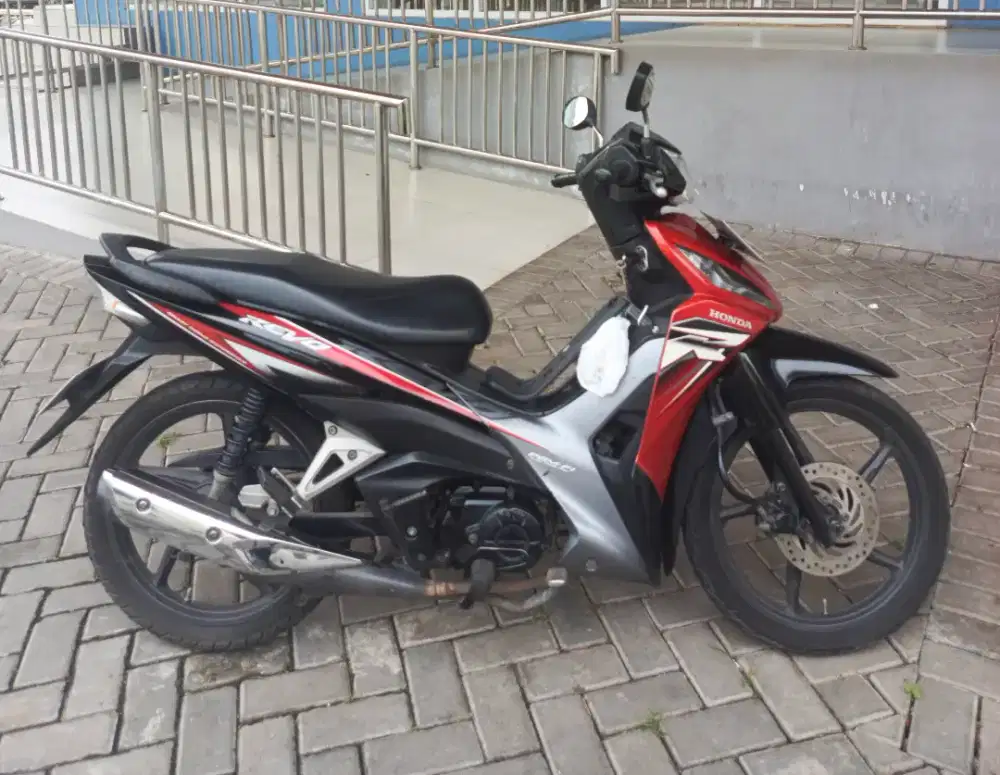 2015 Motor Honda revo fi injeksi siap pakai