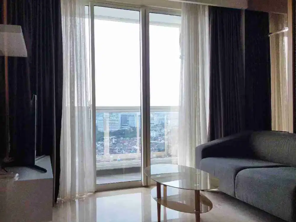 For rent or sale, Menteng Park Residence,  Luxury apartment  tower Diamond,  2 BR , 2 Bath, fully furnished