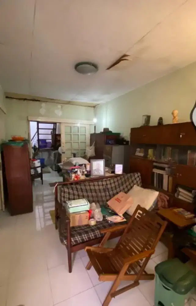 Rumah Hitung Tanah di Graha Bintaro. Hotsale!