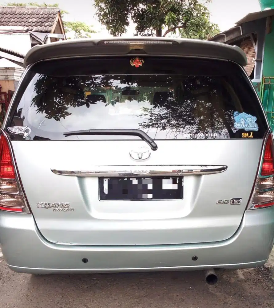 Kijang Innova 2.0 G M/T (2005)