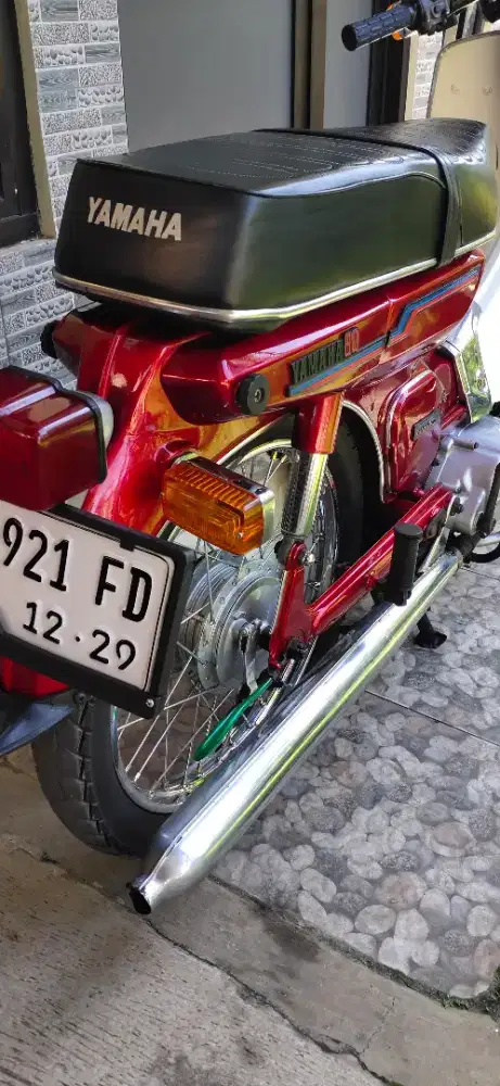 Yamaha V80 klasik taun 1980