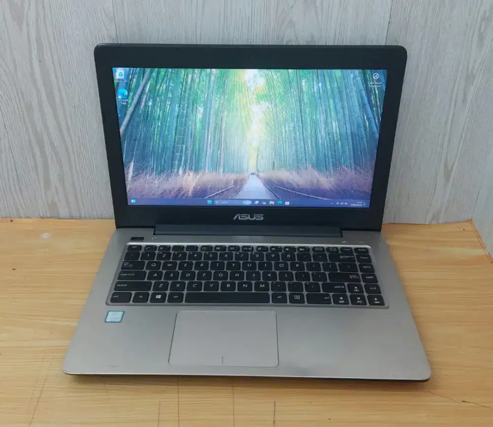 ASUS A456UR Core i5-7200U|4GB|256GB|930MX 2GB|14HD|Win11