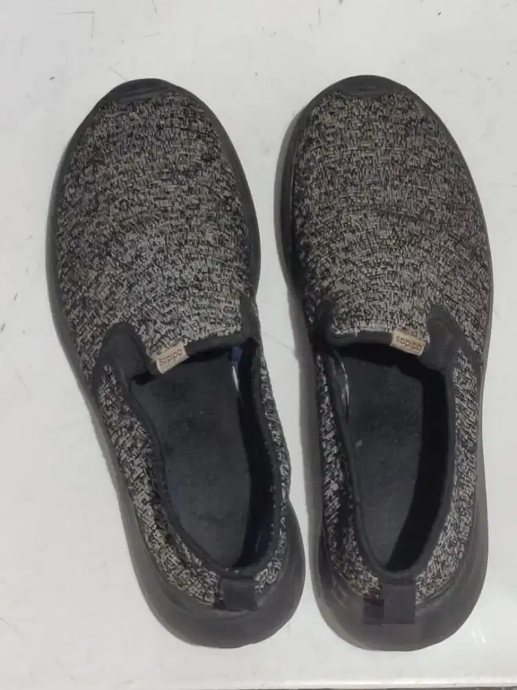 Sepatu Slip On Hitam Size 43