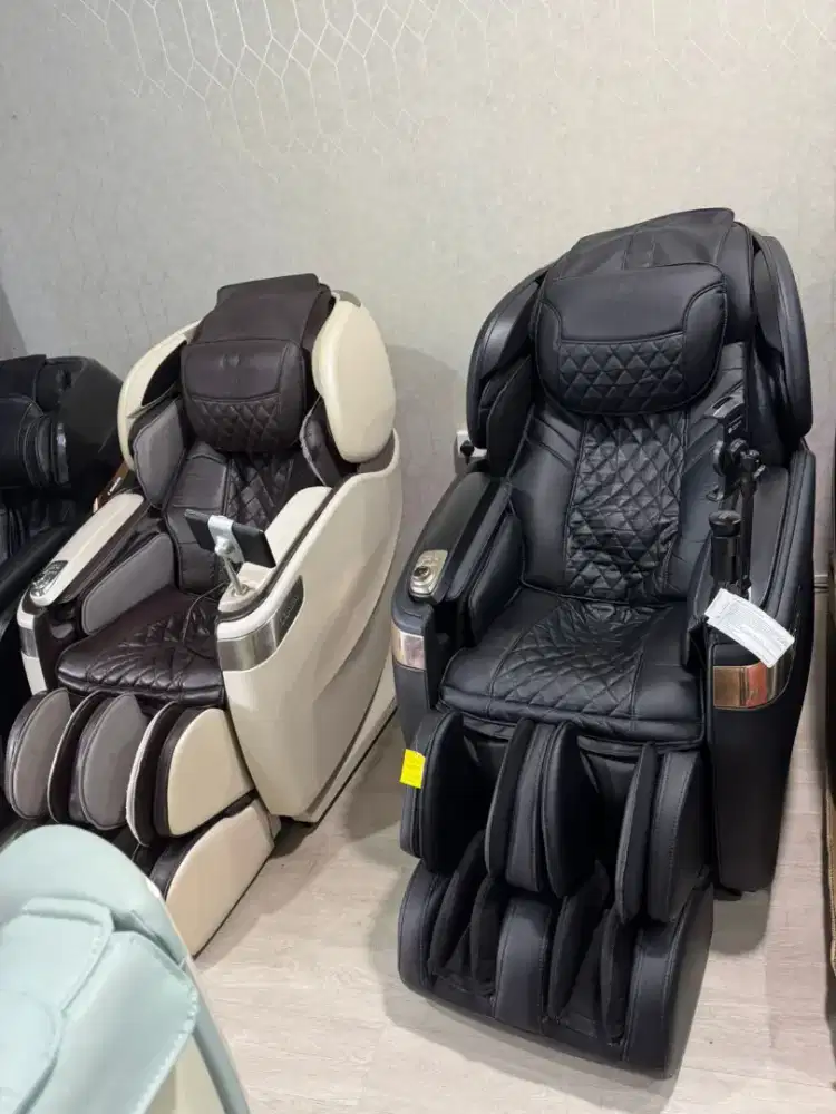 Kursi Pijat Ogawa master drive AI