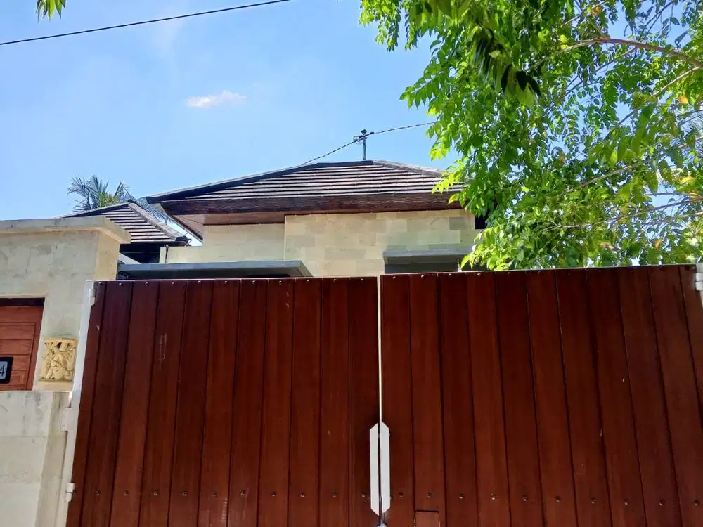 Rumah Mungil Semi Villa