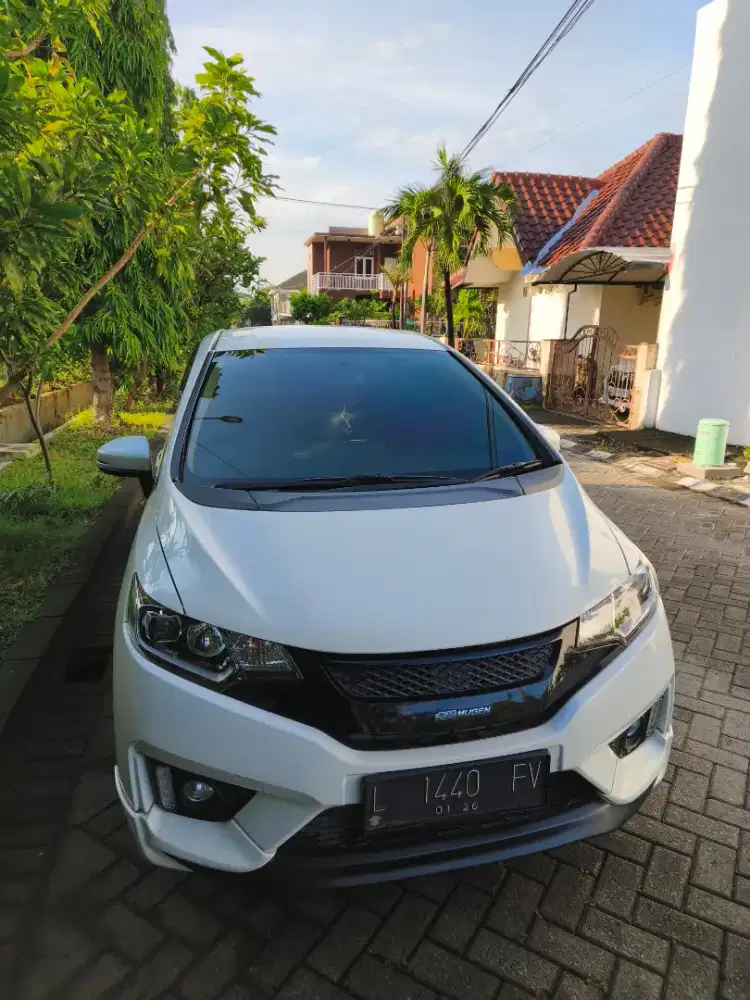 JAZZ RS MATIC 2015 STNK 2016 LOW KM (GK5)