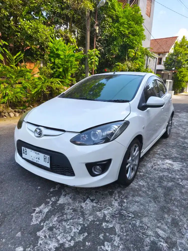 Mazda 2 Demio  2010 langka jarang ada