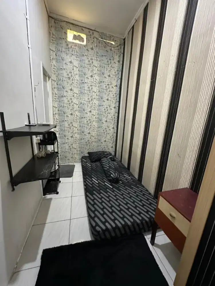 Kost ac black n white mini