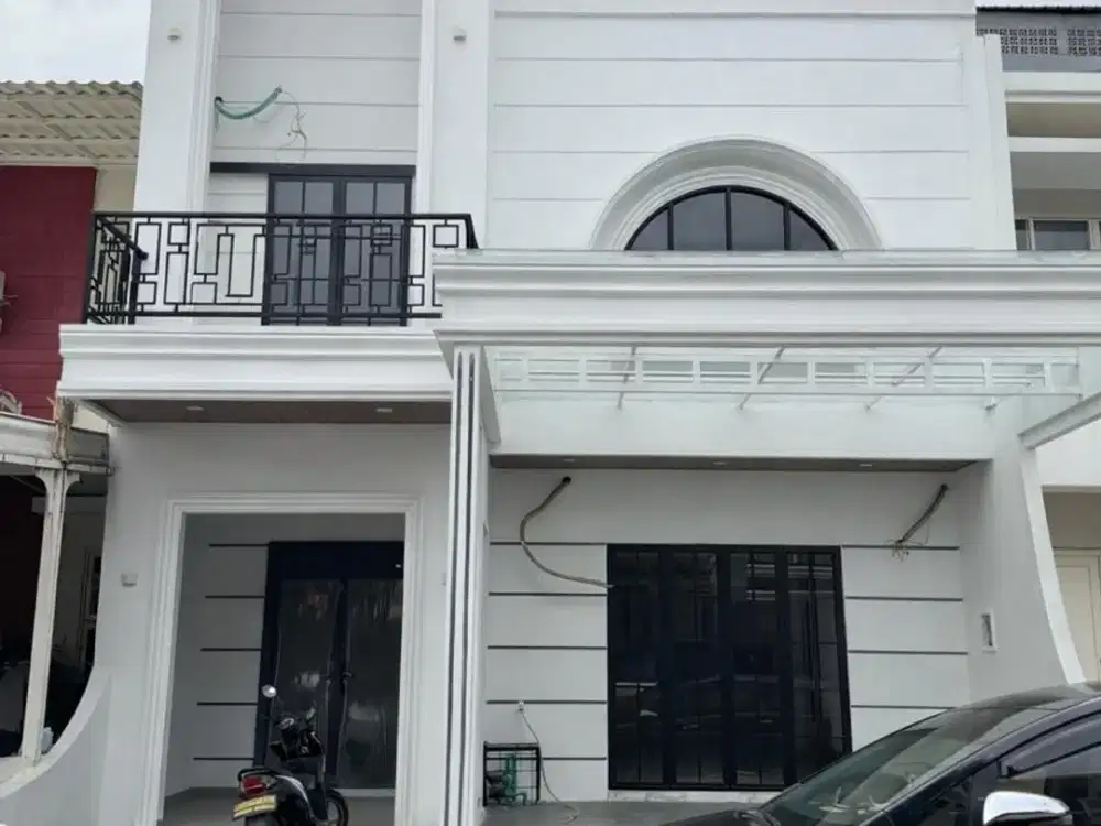 Rumah Baru Full Renov Lebar 8 di Golf Lake Residence Cengkareng