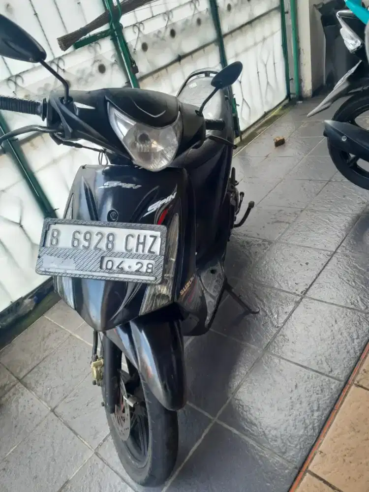 Suzuki spin 125