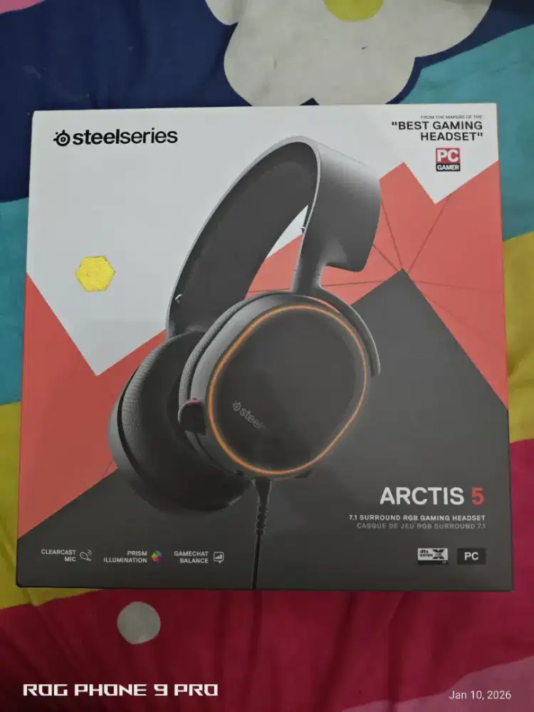 Steelseries Arctis 5 RGB 7.1 Gaming Headset - Mint Condition