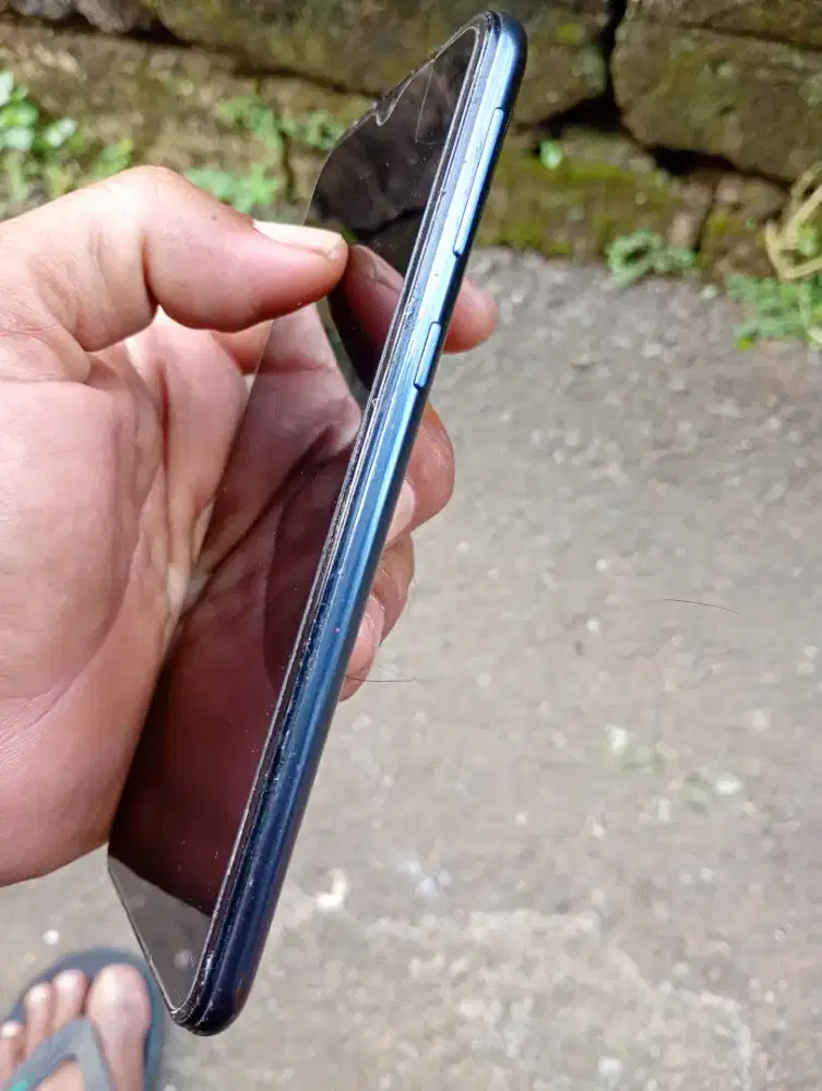 Handphone Samsung m20