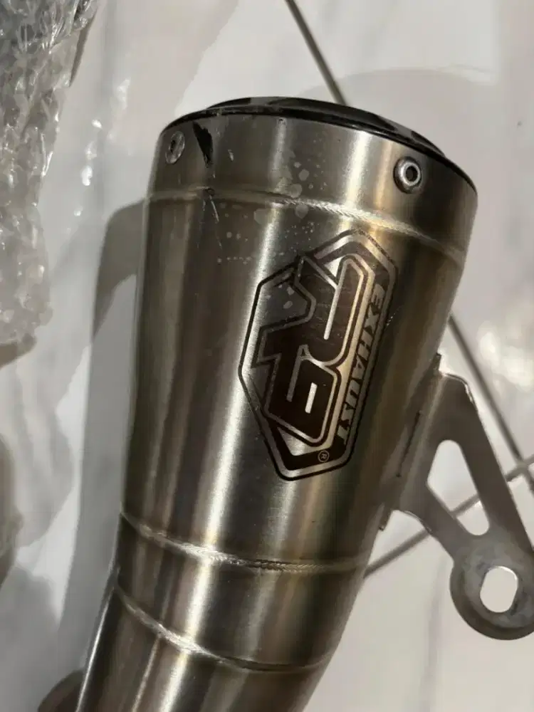 Jual kenalpot R9 full set original untuk CBR 250 RR