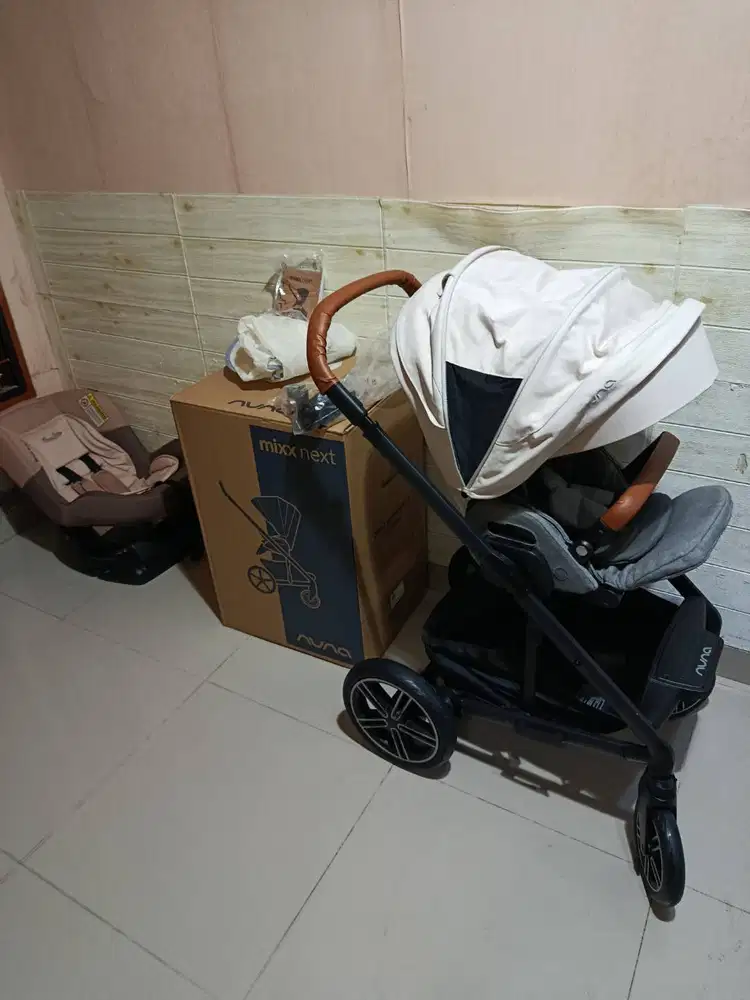 Stroller nuna mixx next & carseat cocolate