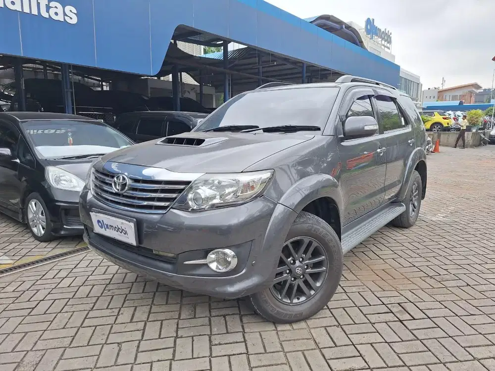 DP RENDAH Toyota Fortuner 2.5 G Solar-AT 2014 SXB