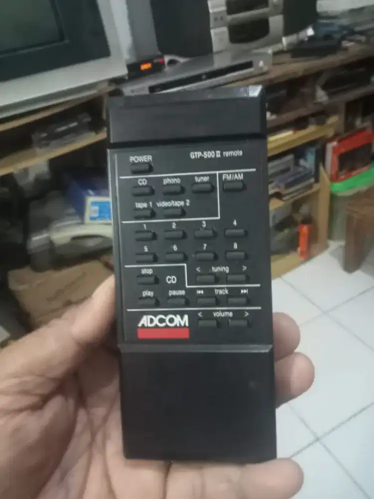 Remot control audio ADCOM