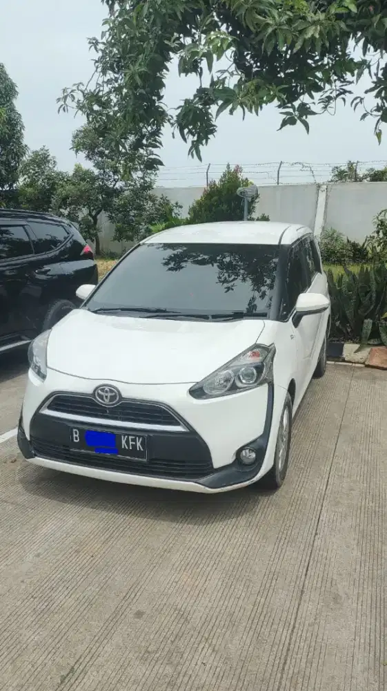 Toyota Sienta 1,5 G A/T