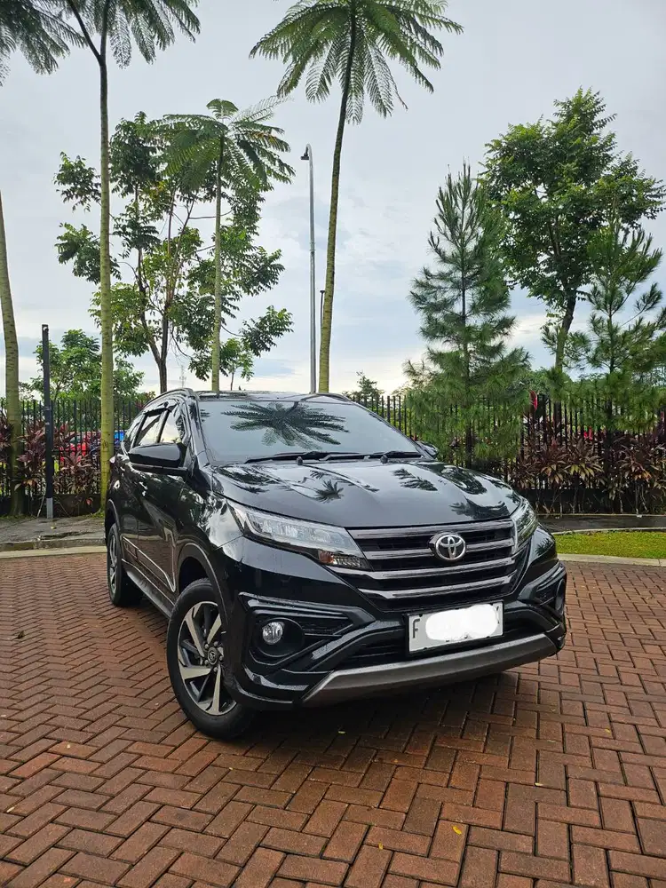 Low KM! TOYOTA RUSH 1.5 GR SPORT AT