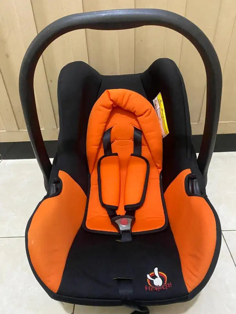 Carseat carsit infant bangku kursi baby di mobil