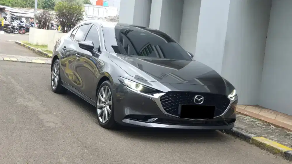 [ ANTIK LOW KM ] Mazda 3 Mazda3 Sedan 2.0 Skyactiv-G AT 2023/2024