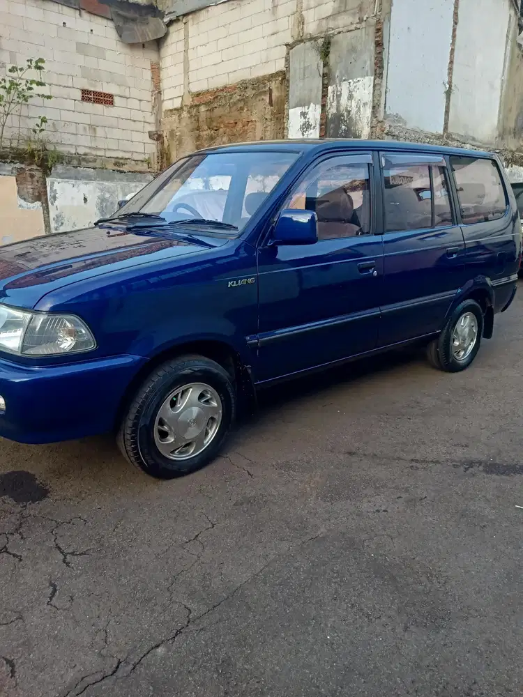 Toyota Kijang 2002 Bensin