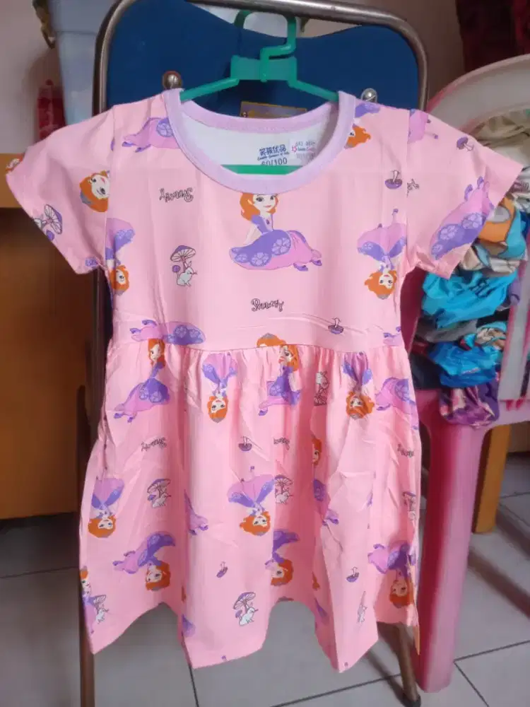 ART MOMONG & BERSIH2 SOLO