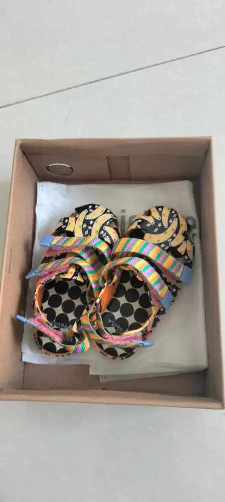 Mini Melissa size 22/23