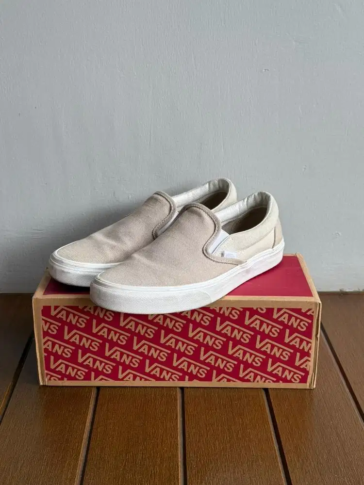 Sepatu Vans Classic Slip On Beige Limited Edition