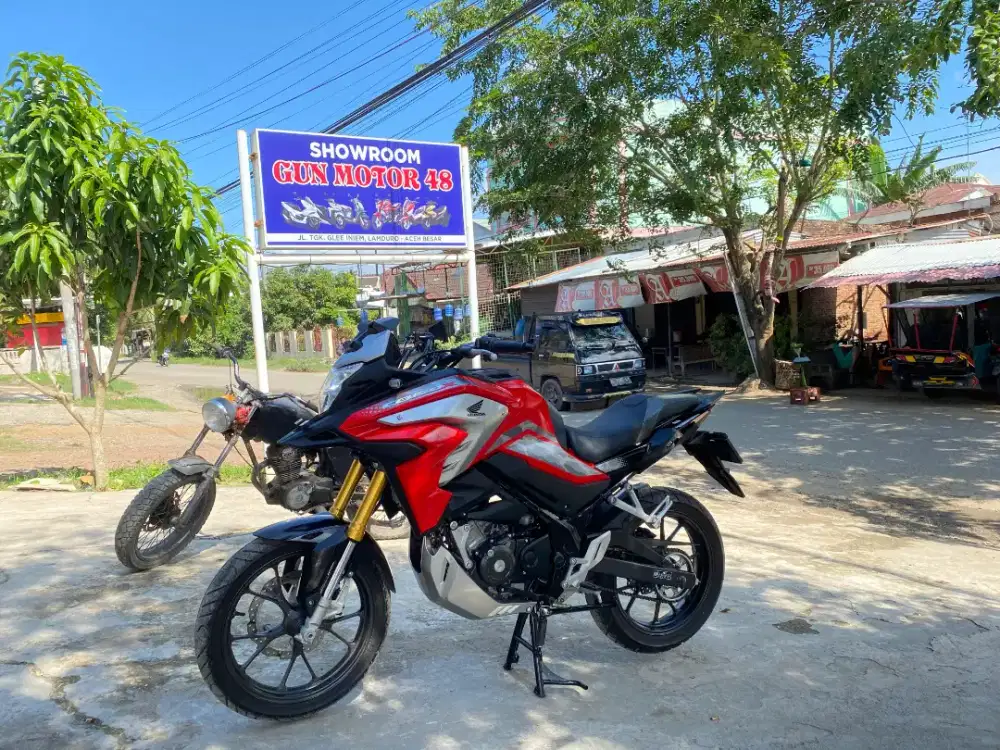 Di jual honda CB150X tahun 2022