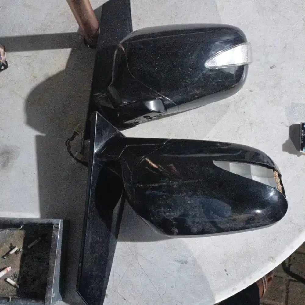 Spion grandis MIVEC kiri kanan