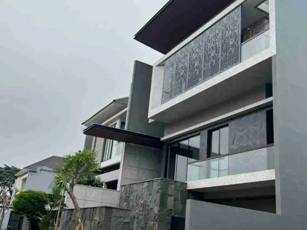 Mewah Murah ‼️3LT Citraland Sby Barat Rmh Baru Gress Ready