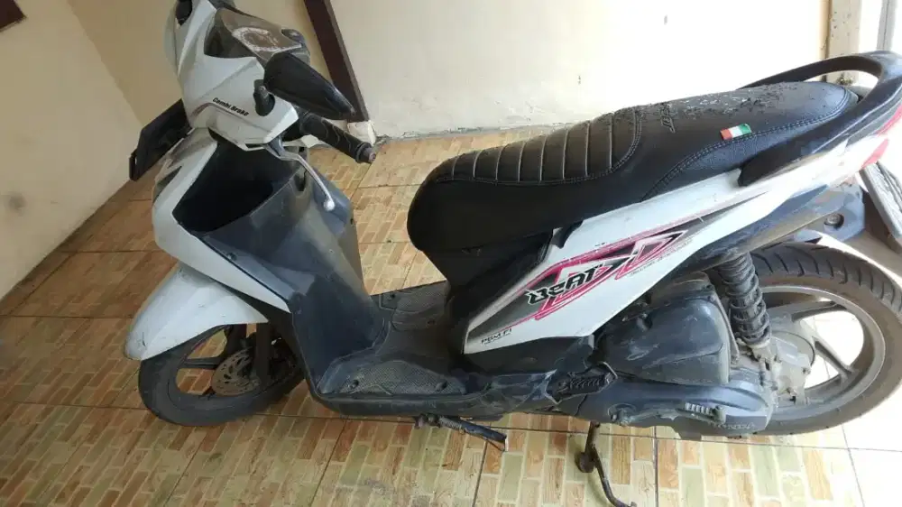 Dijual honda beat 2013