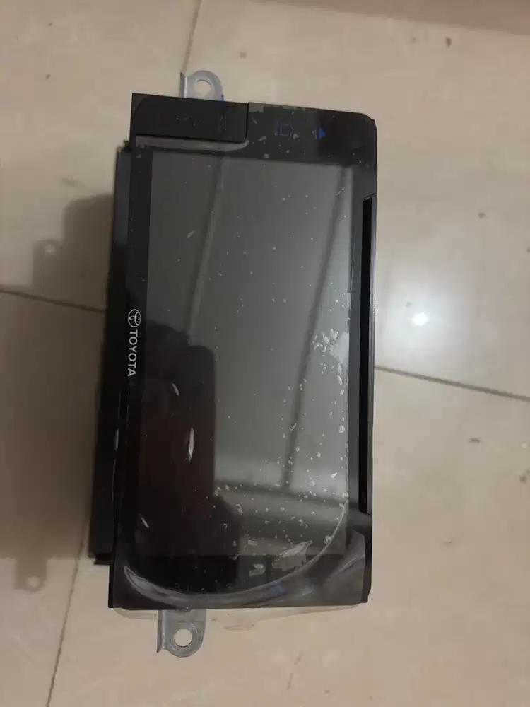 Headunit innova reborn